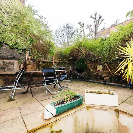 2 Bed Portobello Rd - Moments From Tube! Лондон Экстерьер фото