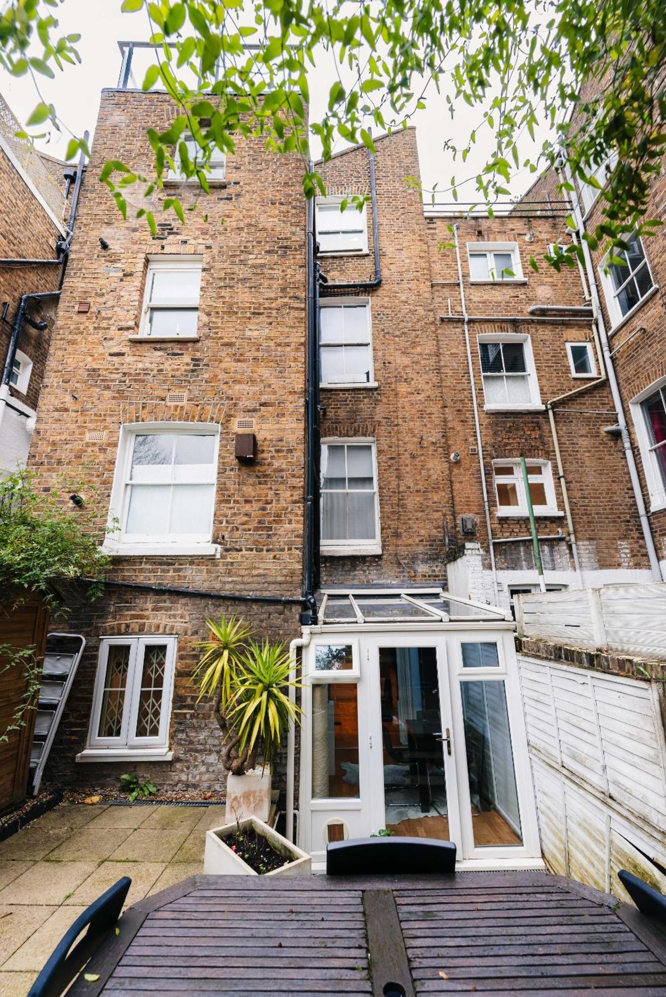 Дом отдыха 2 Bed Portobello Rd - Moments From Tube! *