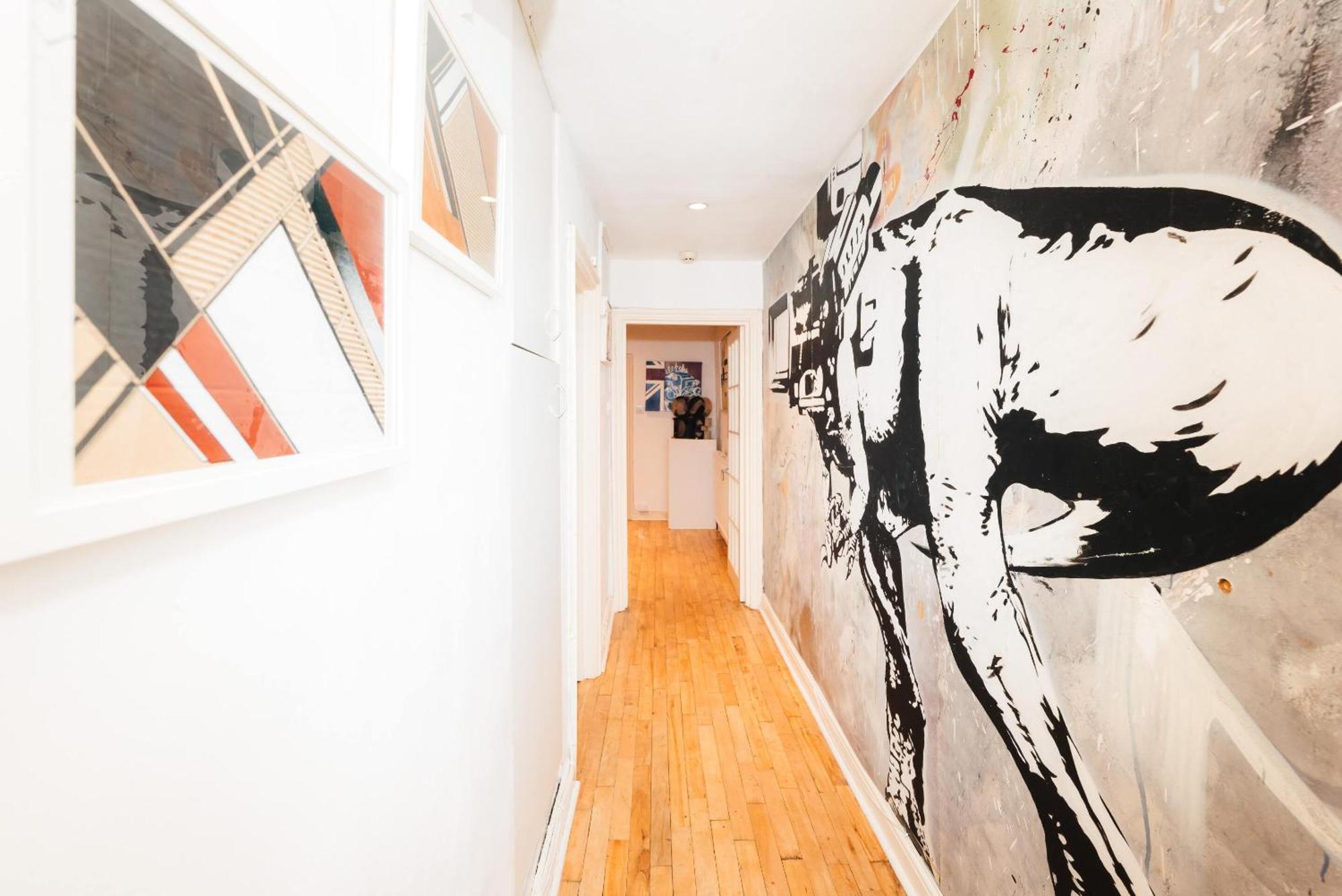 2 Bed Portobello Rd - Moments From Tube! Лондон