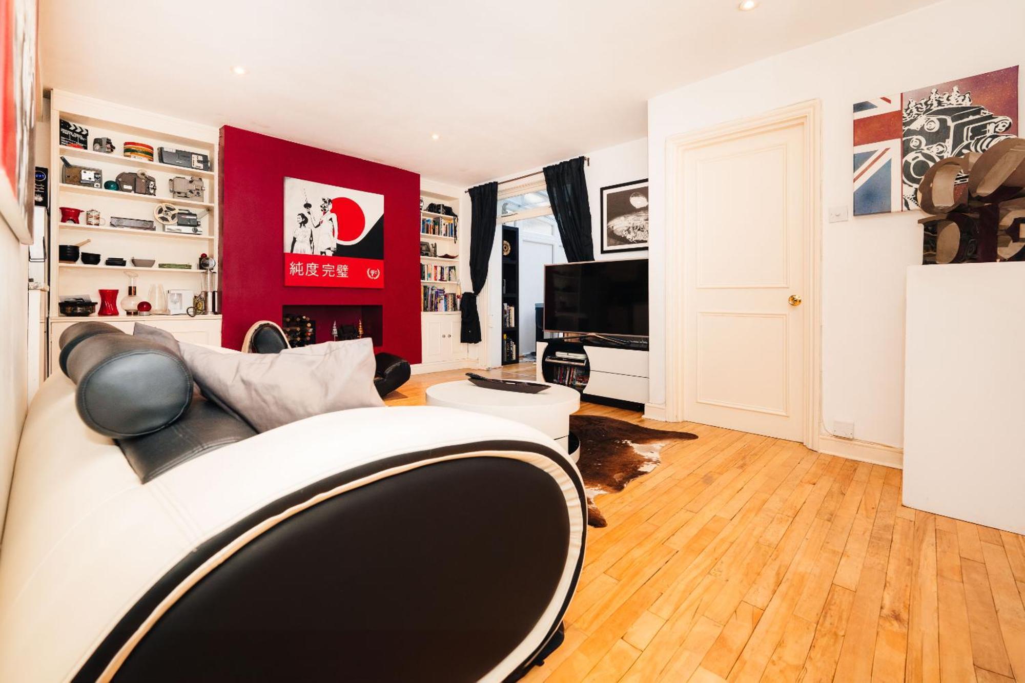 2 Bed Portobello Rd - Moments From Tube! Лондон